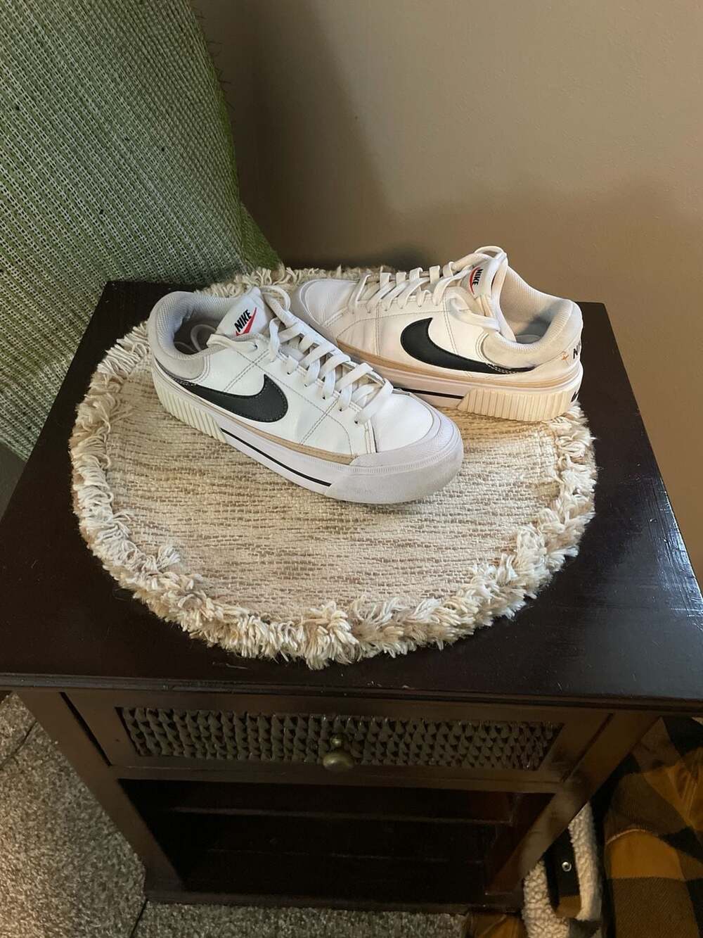 Nike Women's Court Legacy Lift Women Casual Platform Shoes Sneaker